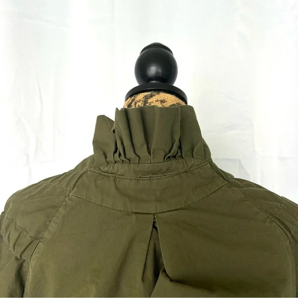 Dries Van Noten
Puff Sleeve Green “Voly' tie front jacket medium - Picture 11 of 15